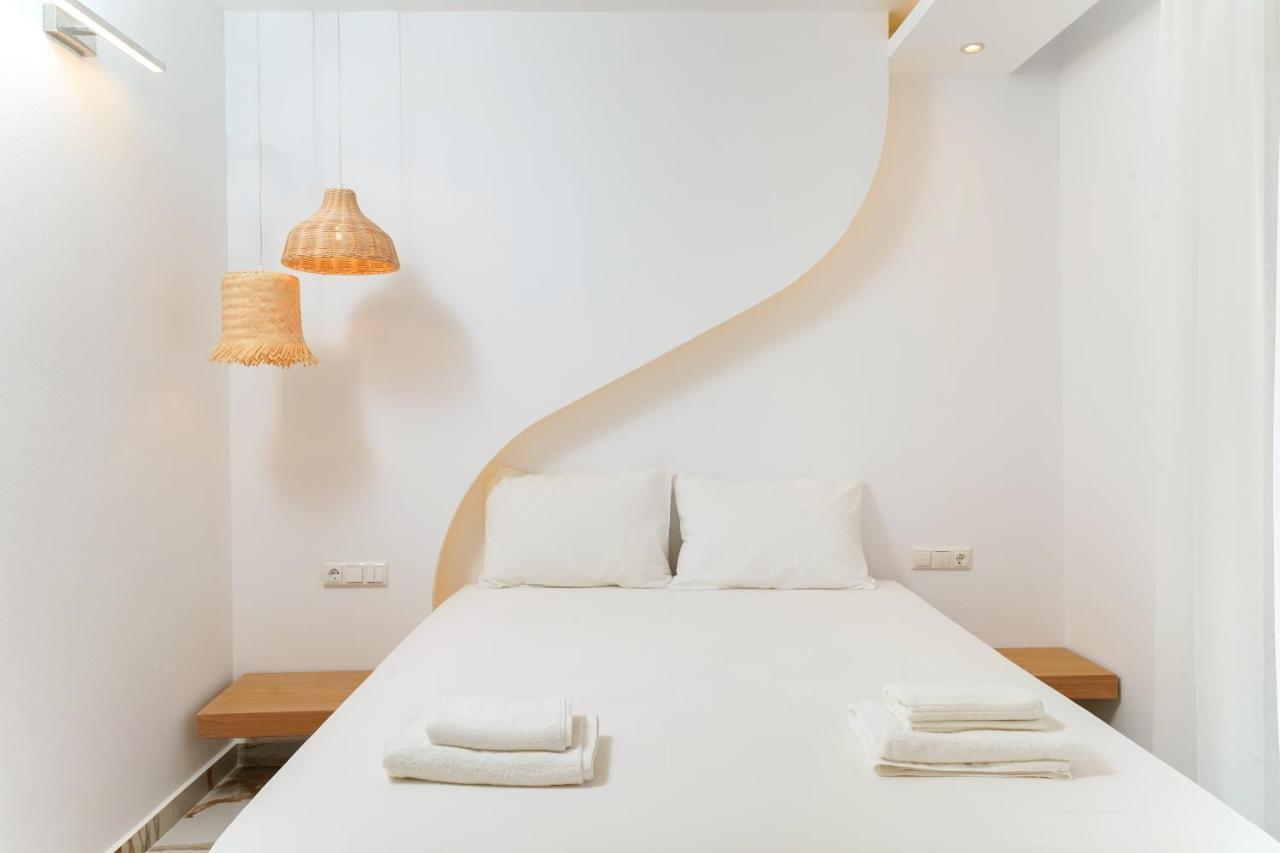 Athina Palace Luxurious Appartments Potos Extérieur photo