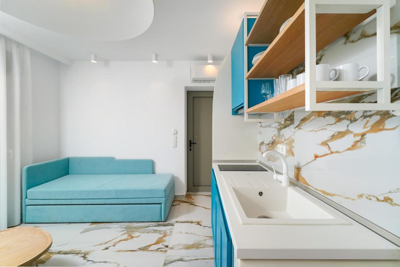 Athina Palace Luxurious Appartments Potos Extérieur photo